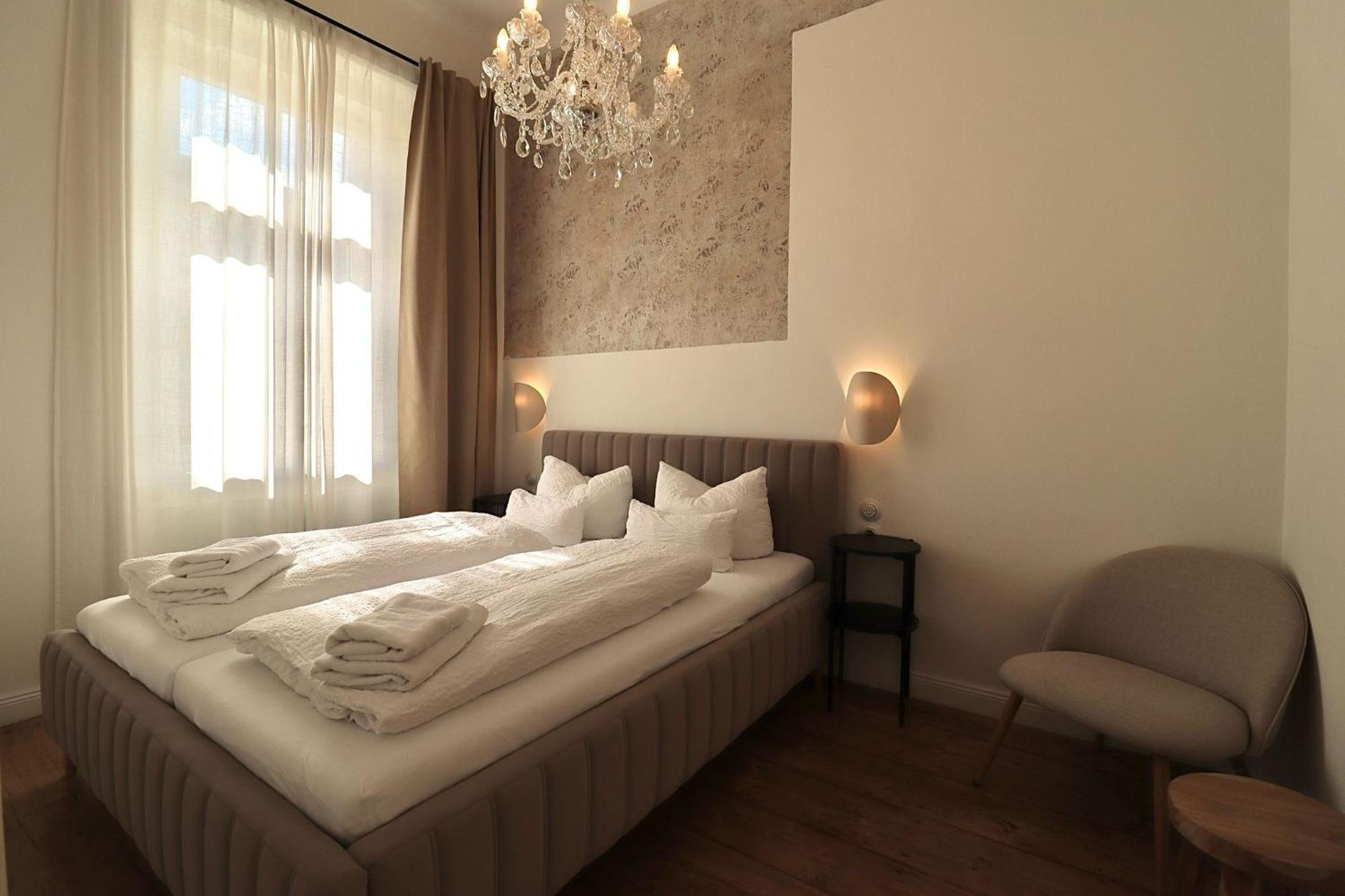 Apartma Hilda 1905 การ์โลวีวารี ภายนอก รูปภาพ