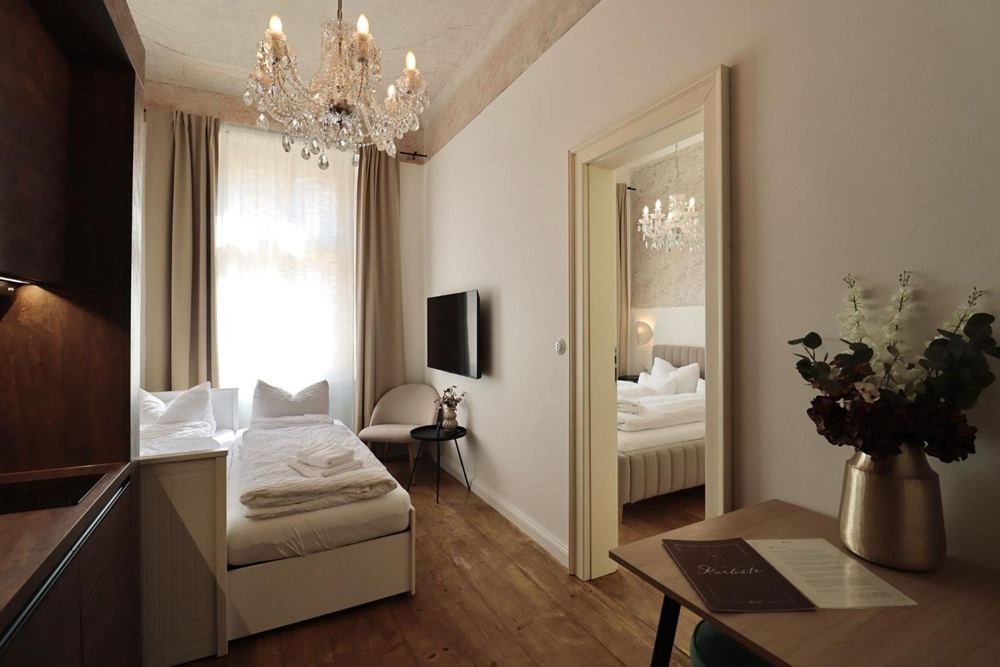 Apartma Hilda 1905 การ์โลวีวารี ภายนอก รูปภาพ