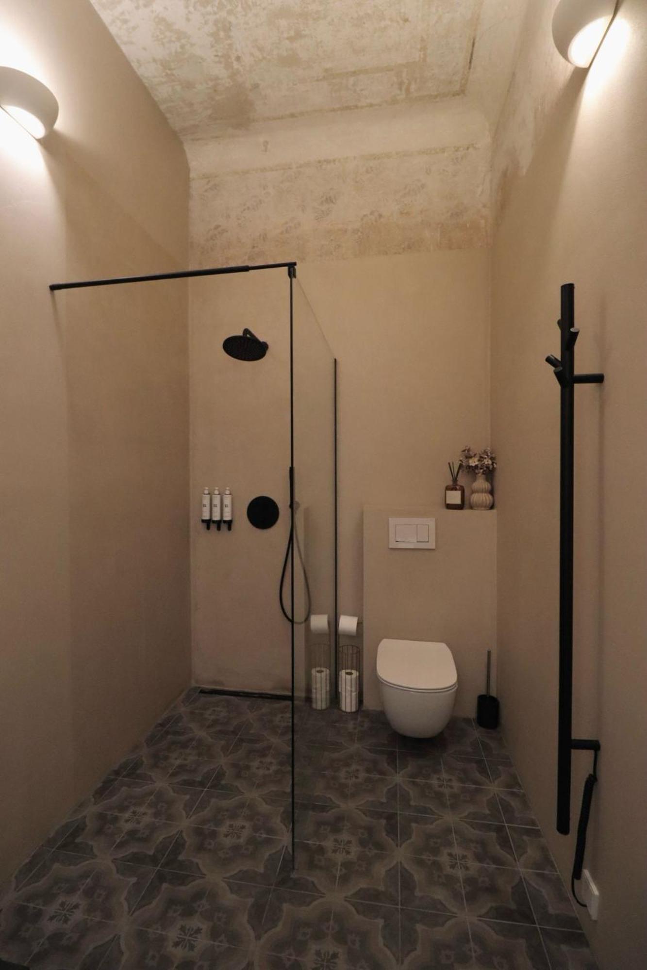 Apartma Hilda 1905 การ์โลวีวารี ภายนอก รูปภาพ